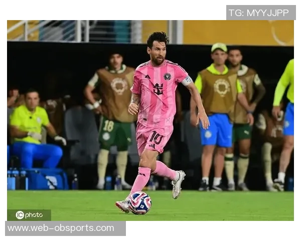 阿根廷国家队在迈阿密集训梅西已与球队汇合积极备战 阿根廷国家队在迈阿密集训梅西已与球队汇合积极备战